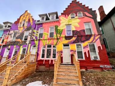 Main picture of 530 Loras Blvd