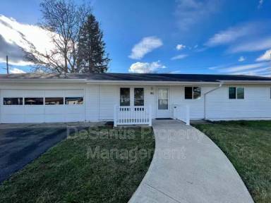 Main picture of 90 Robinhood Dr