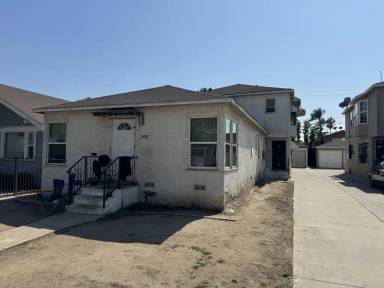 Main picture of 1310 W 89th St