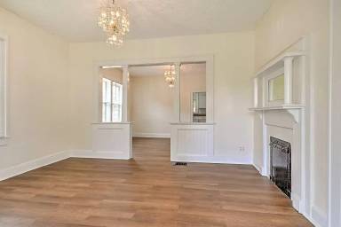 Main picture of 908 Afton St