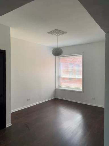 Main picture of 5317 S Calumet Ave