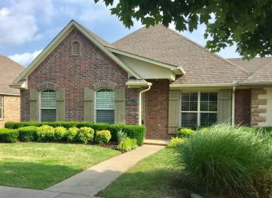 Main picture of 3106 SW Stonepoint Ave