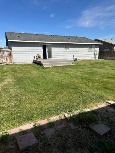 Main picture of 9177 Space St NE