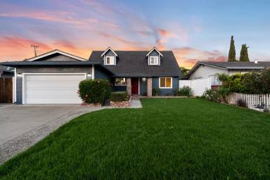 Main picture of 2178 Corktree Ln