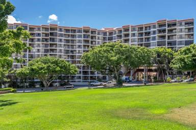 Main picture of Regency Park Condos