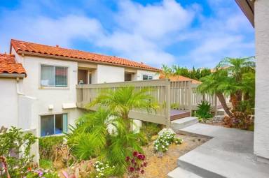 Main picture of 901 Caminito Estrada