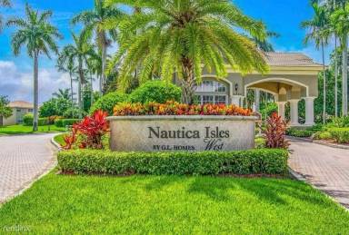 Main picture of 5459 Queenship Ct