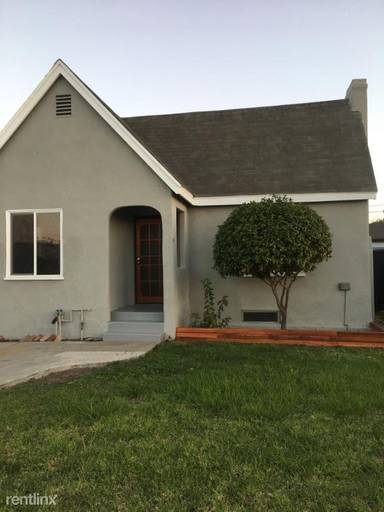 Main picture of 4464 W 133rd St