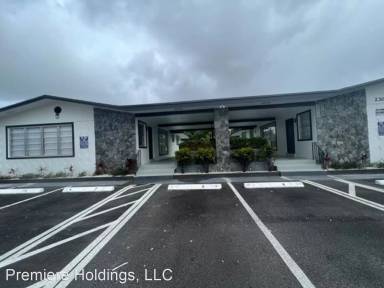 Main picture of 2300 Madison St