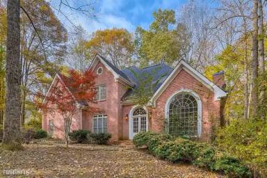 Main picture of 15390 Laurel Grove Dr