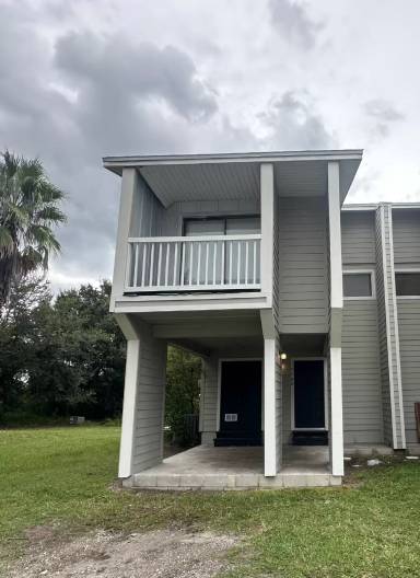 Main picture of 1108 Country Club Ln