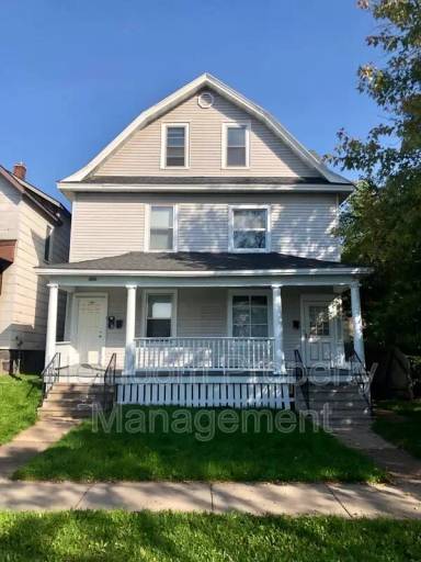 Main picture of 3055 Vernon St