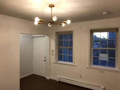 Main picture of 12 Charles St