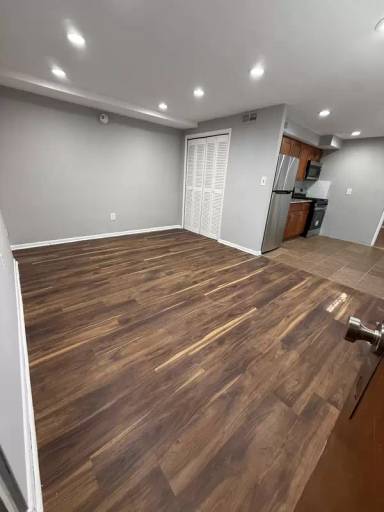 Main picture of 4132 Longshore Ave