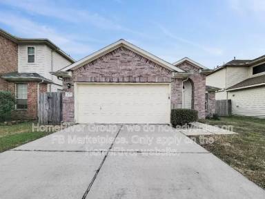 Main picture of 21115 Escala Dr