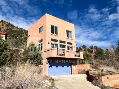 Main picture of 2 Amethyst Ave