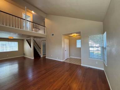 Main picture of 107 Mills Rd