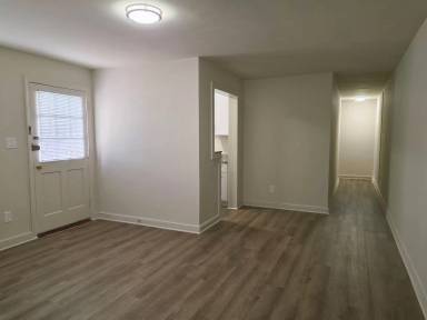 Main picture of 2300 Washington Blvd