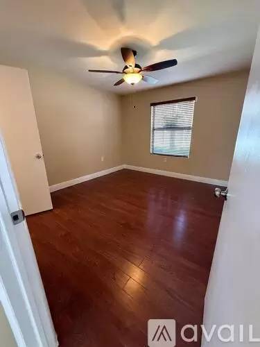 Main picture of 10501 SW 104th Ter