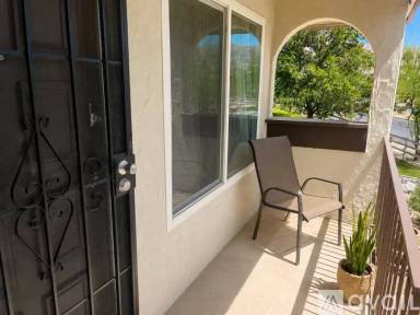 Main picture of 64281 Spyglass Ave