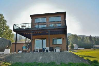 Main picture of 925 Comeback Bay Ln