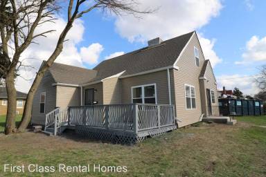 Main picture of 1933 W 7th Ave