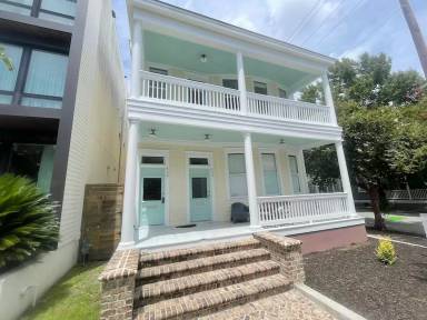 Main picture of 420 E Bolton St