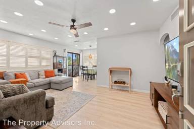 Main picture of 18122 Sundowner Way