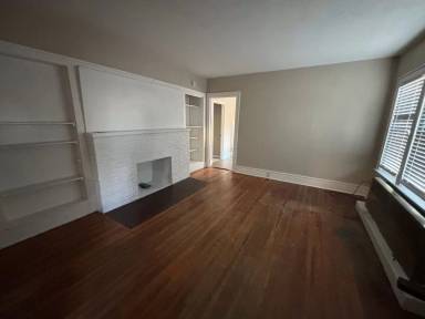 Main picture of 2715 Stone Park Blvd