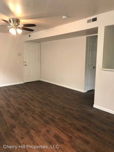 Main picture of 933 Mississippi St