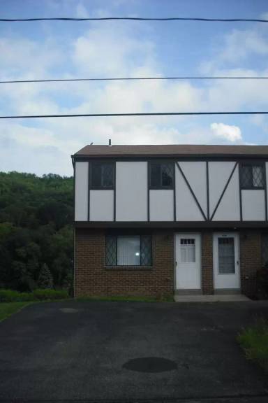 Main picture of 202 Park St