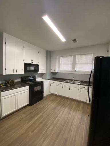 Main picture of 1715 Goff Ave