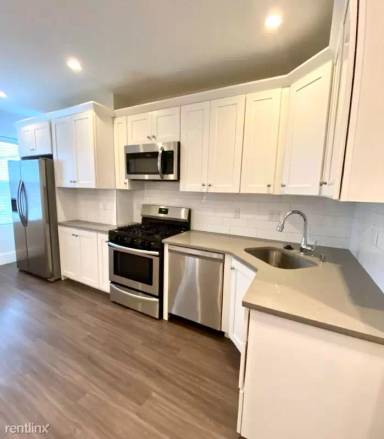 Main picture of 147 Cottage St
