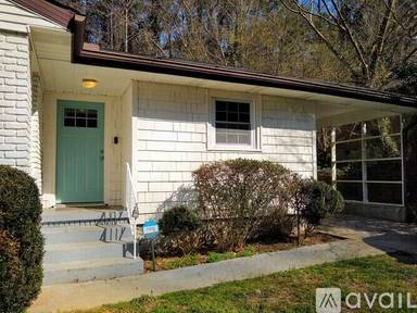 Main picture of 1722 Laurelwood Dr SW