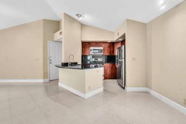 Main picture of 3370 Pinewalk Dr N