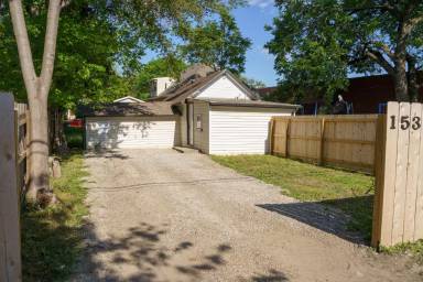 Main picture of 1537 S Emporia Ave