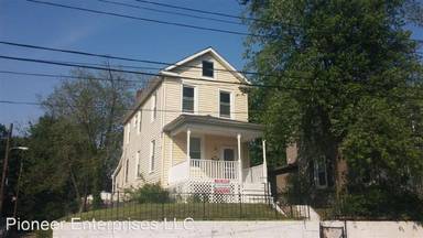Main picture of 1703 Sexton St