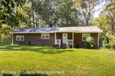 Main picture of 22528 NW County Road 1493