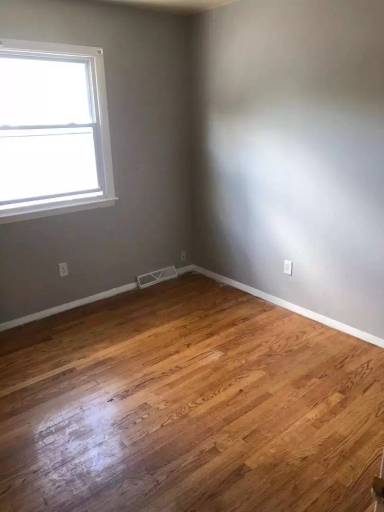 Main picture of 5405 N 37th St