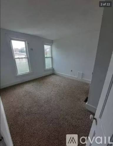 Main picture of 29 W Lansing St