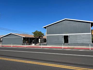 Main picture of 777 W 5th St