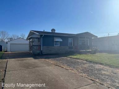 Main picture of 2572 Chestnut St