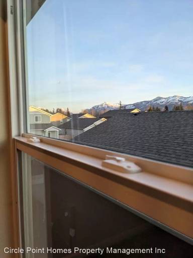Main picture of 12012 314th Ave SE