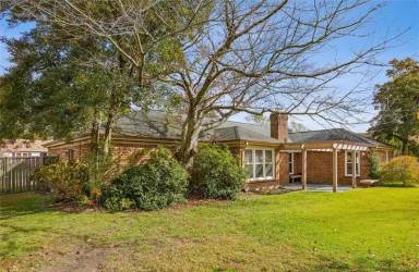 Main picture of 1184 Goshen Dr