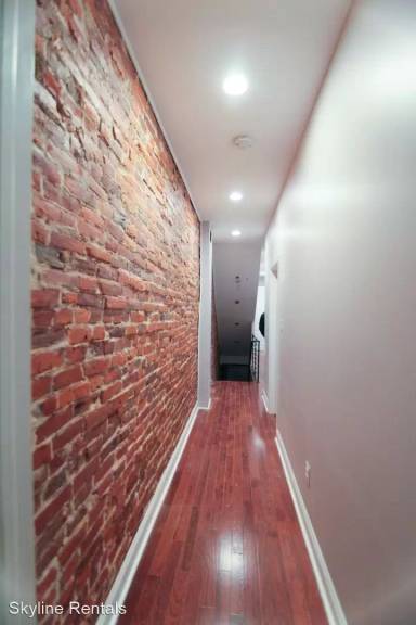 Main picture of 3030 W Colona St