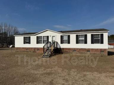 Main picture of 56 Hemlock Ln