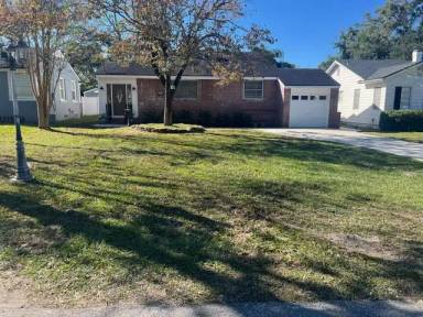 Main picture of 1142 Miramar Ave