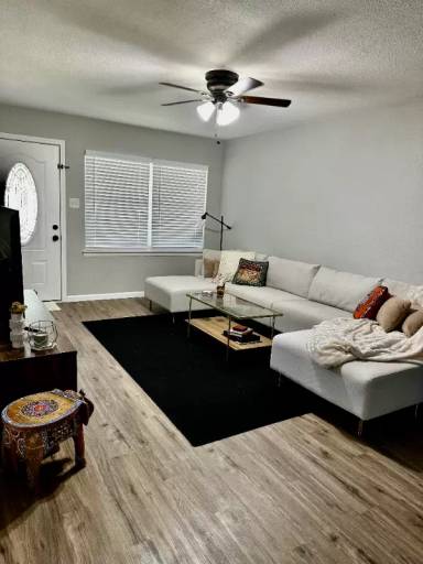 Main picture of 10825 Sharondale Dr