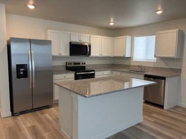 Main picture of 20630 Tip Top Ave