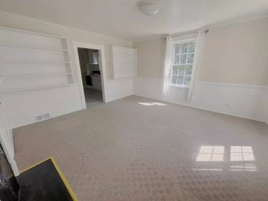 Main picture of 57 Fairfield Ave